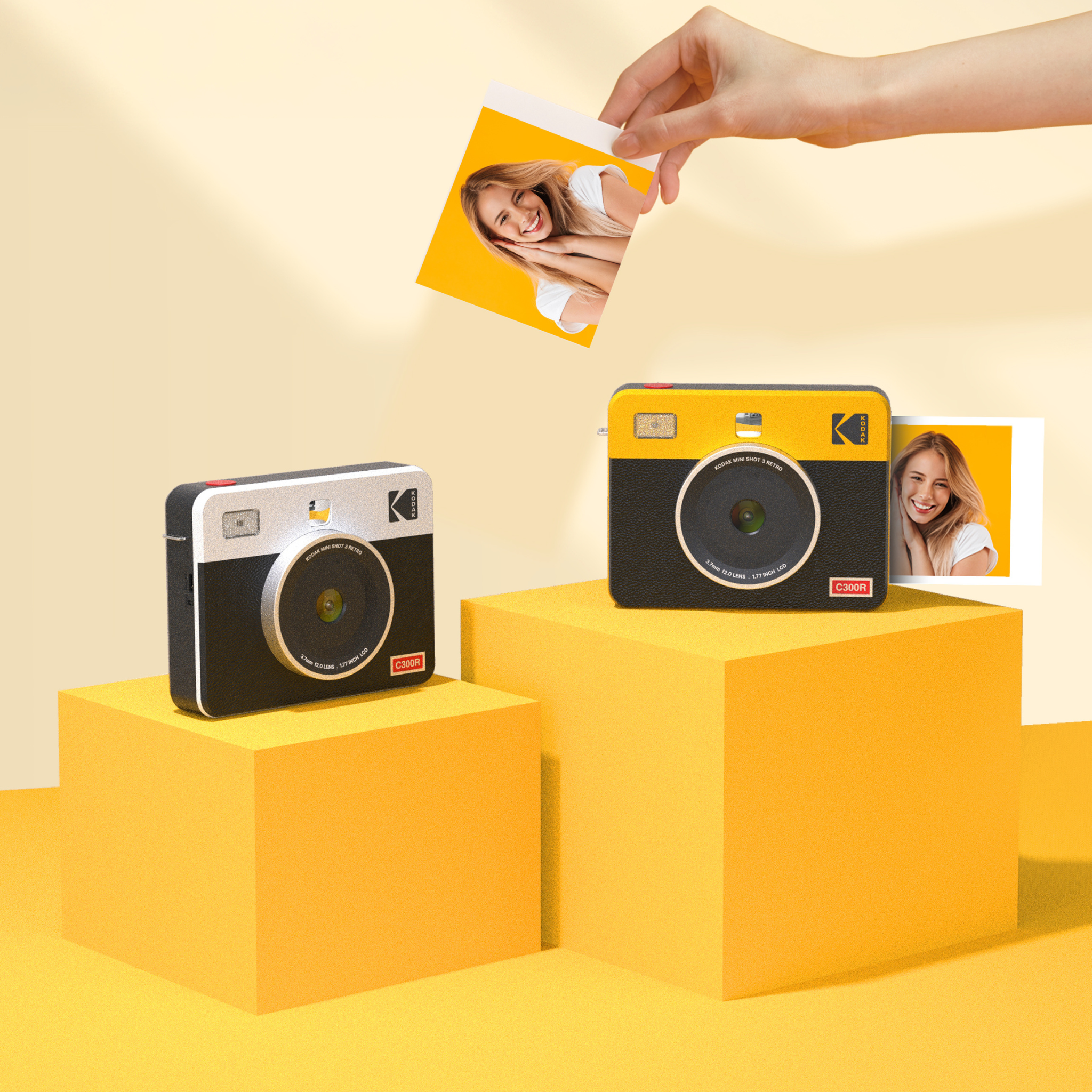 KODAK Mini Shot 3 Retro C300R Gift Bundle