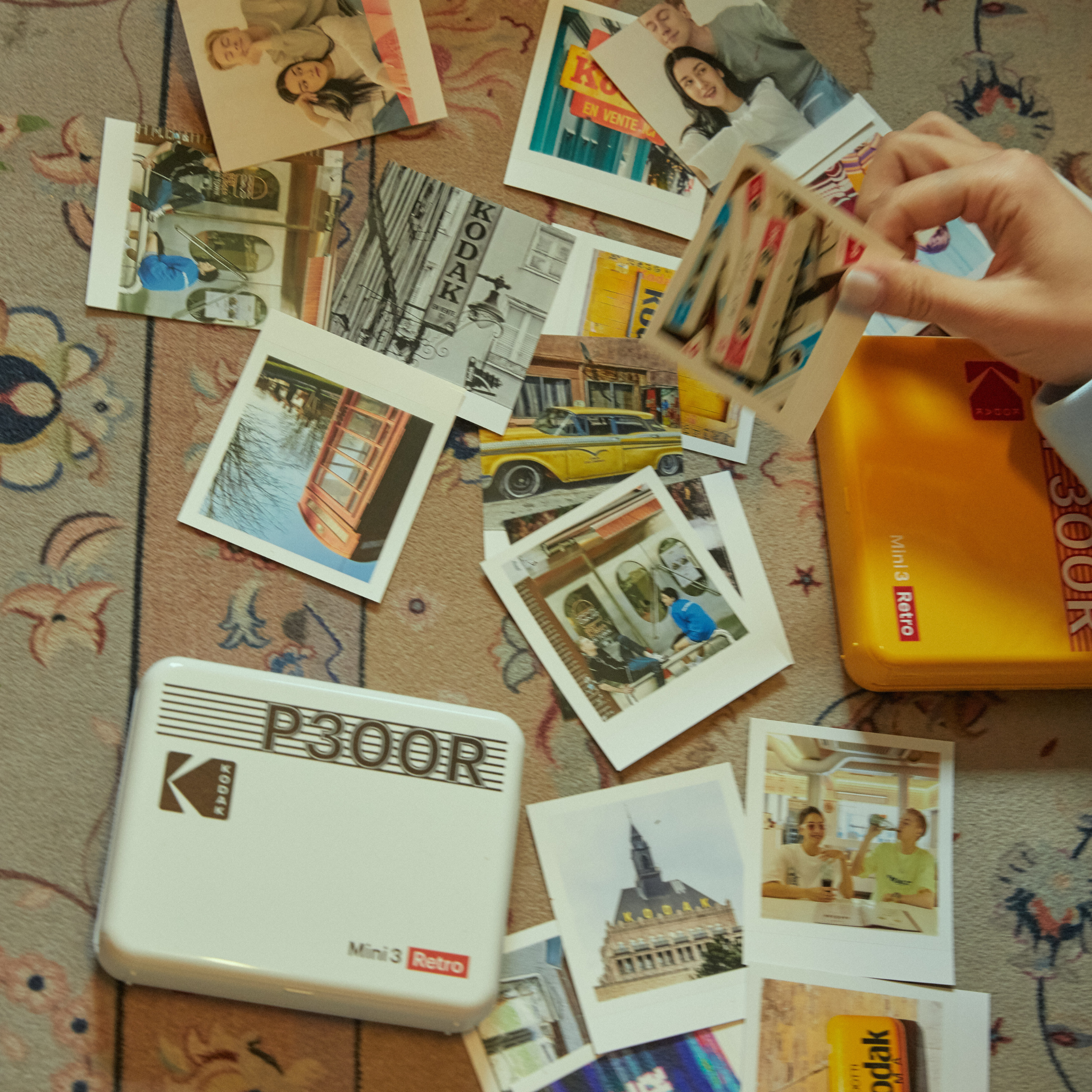 KODAK Mini 3 Retro P300R Gift Bundle